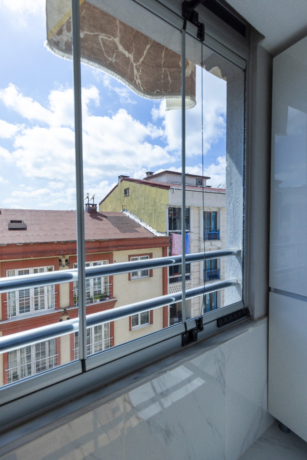 Cam Balkon Sistemleri